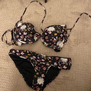 Bikini set gently worn